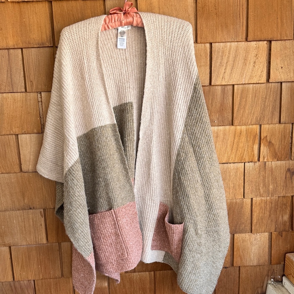 Max Studio Colorblock Open-Front Poncho in Cream, Olive & Dusty Pink